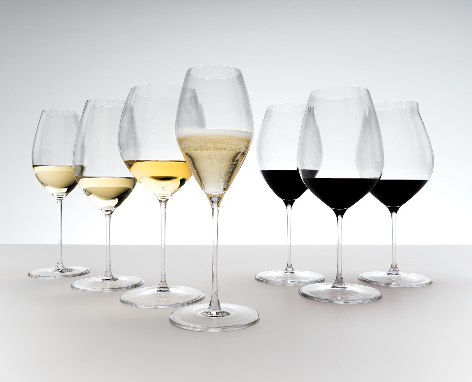 Hабор бокалов для шампанского Riedel Performance, обьем 0,375 л, 2 шт (6884/28) - Фото nav 6