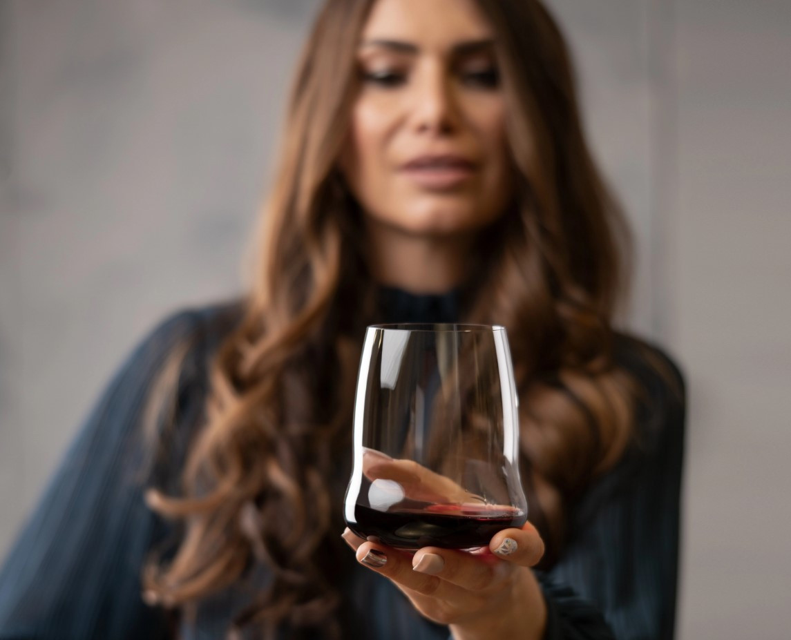 Набір склянок для червоного вина CABERNET SAUVIGNON 0,67 л 2 шт Riedel Wings Sl (6789/0) - Фото nav 4
