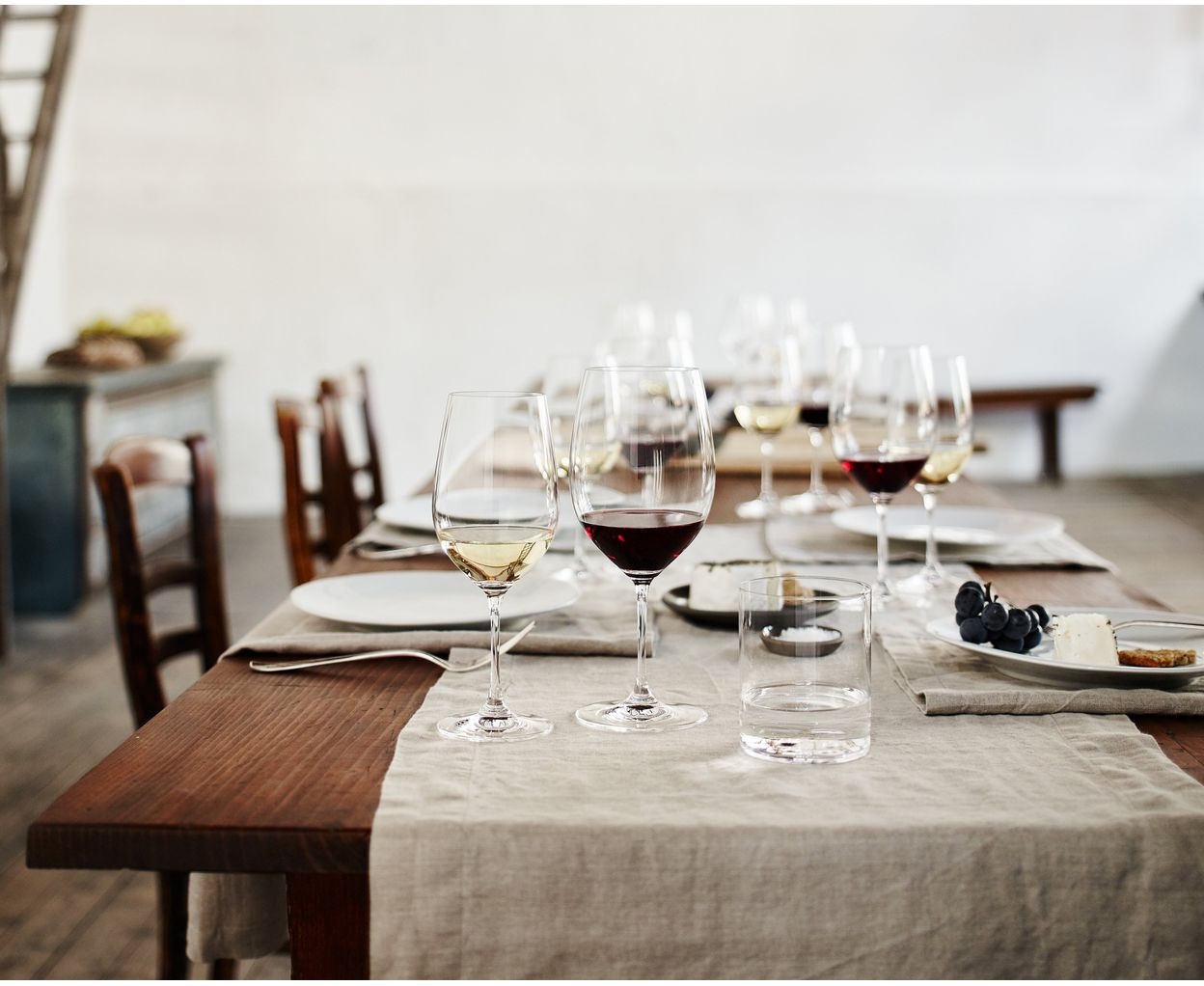 Набор бокалов для красного вина Cabernet Sauv/Merlot 0,61 л 2 шт Riedel Vinum (6416/0) - Фото nav 5