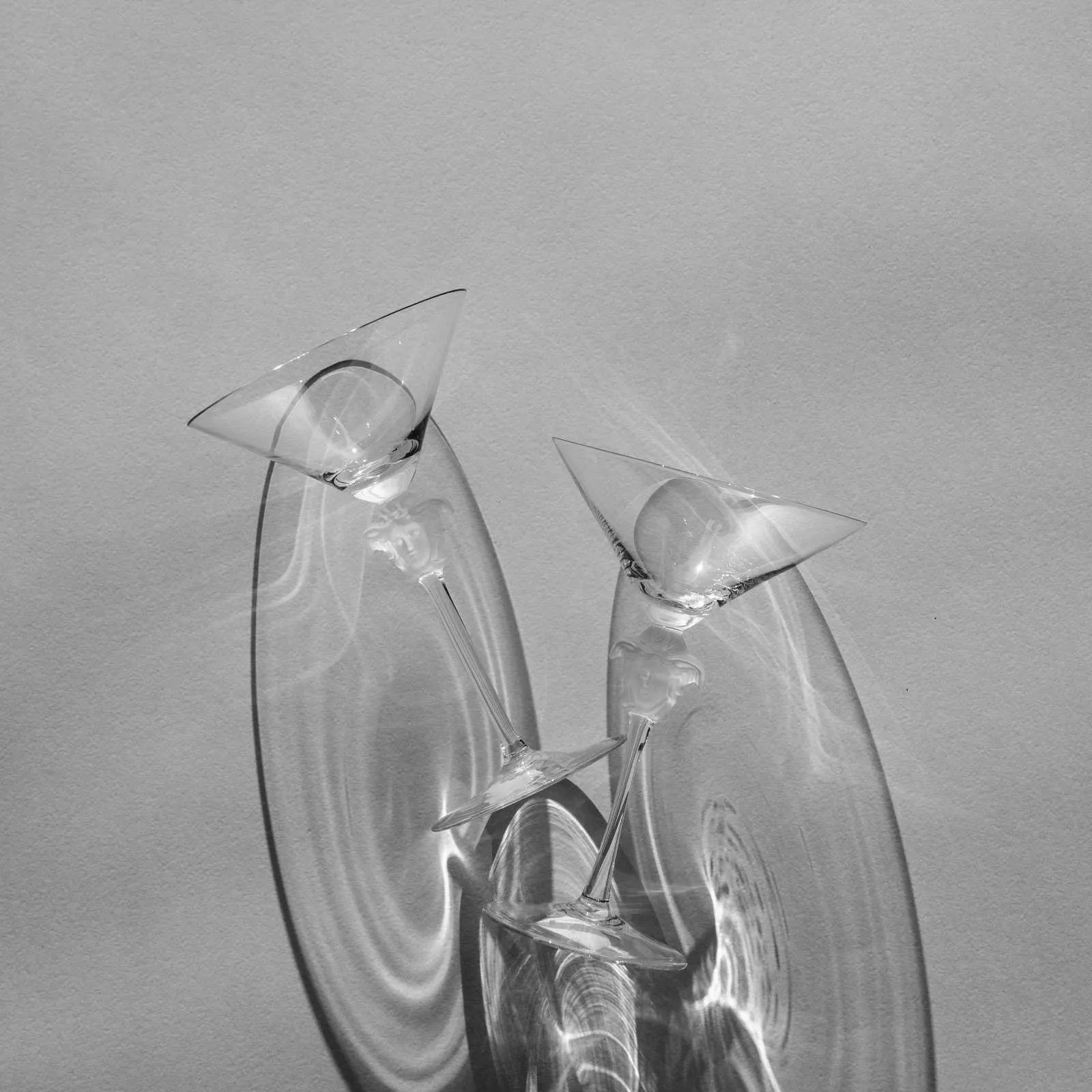 Бокал для коктелей 17,5 см Rosenthal Versace Medusa Lumiere (20665-110835-40703) - Фото nav 3