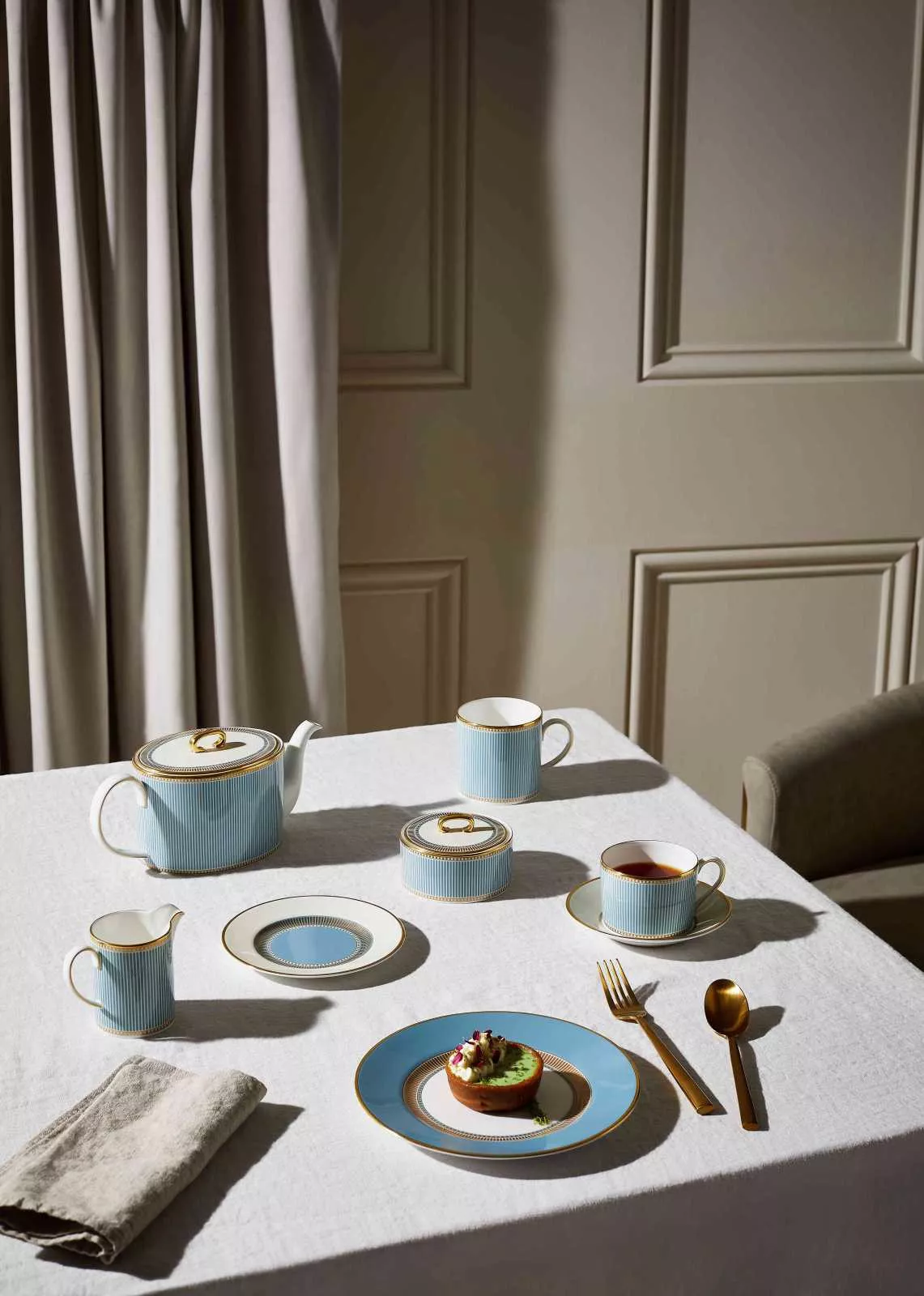 Чашка з блюдцем для чаю Wedgwood Helia, об'єм 0,17л (1065297) - Фото nav 6
