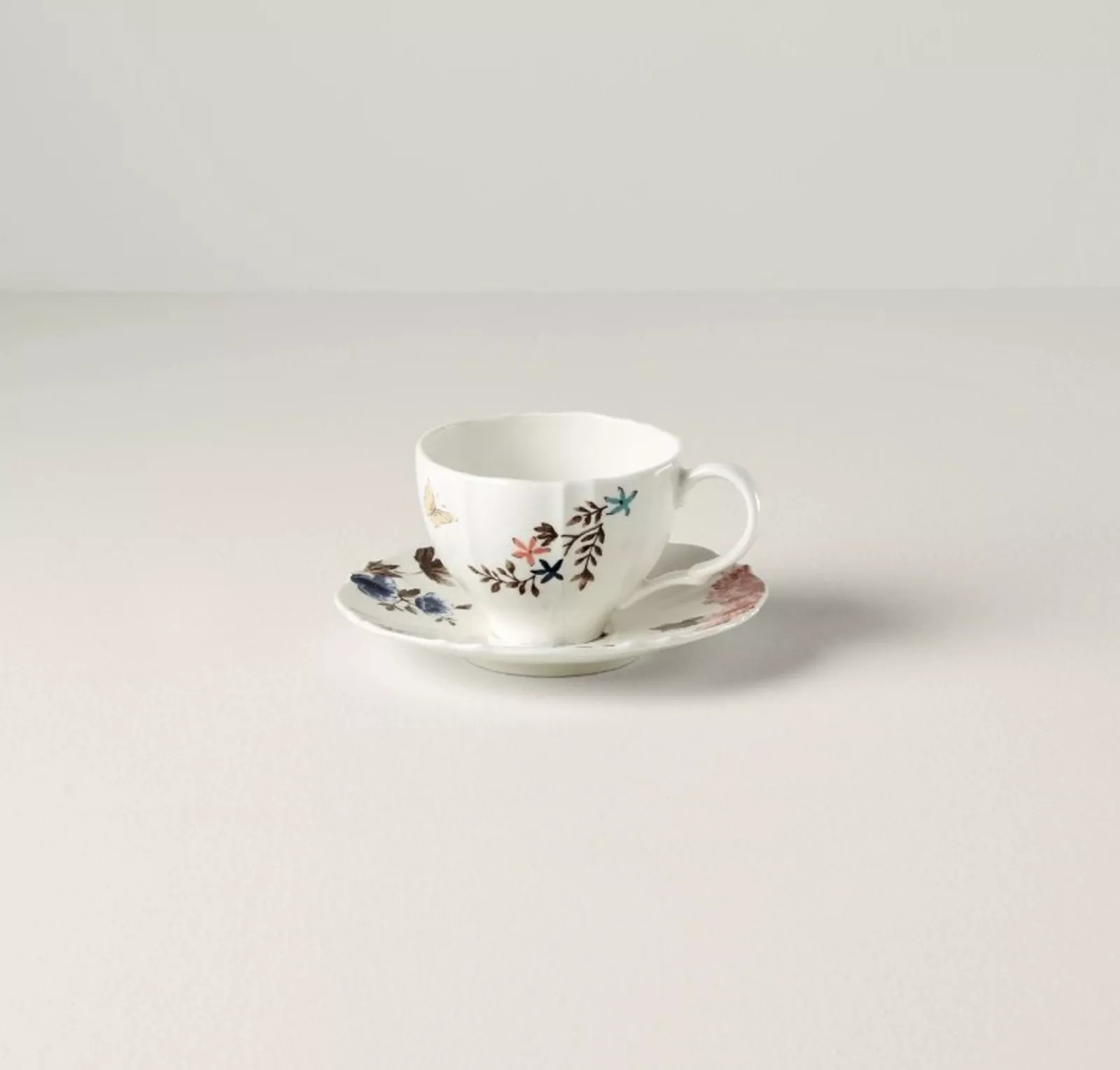 Чашка с блюдцем Lenox Sprig & Vine White, объем 0,207 л (890727) - Фото nav 3