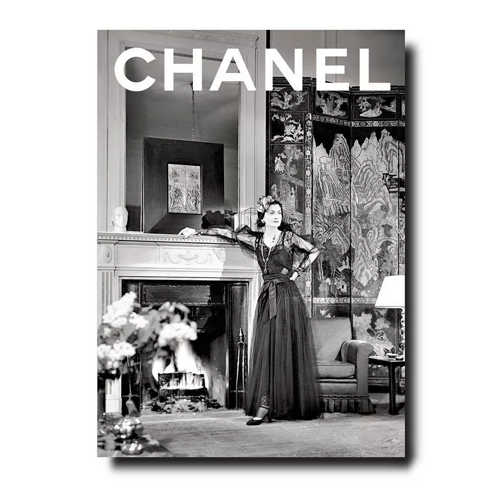 Книга "Chanel Set of 3: Fashion, Jewelry&Watches" Assouline Collection (9781614289739) - Фото nav 1