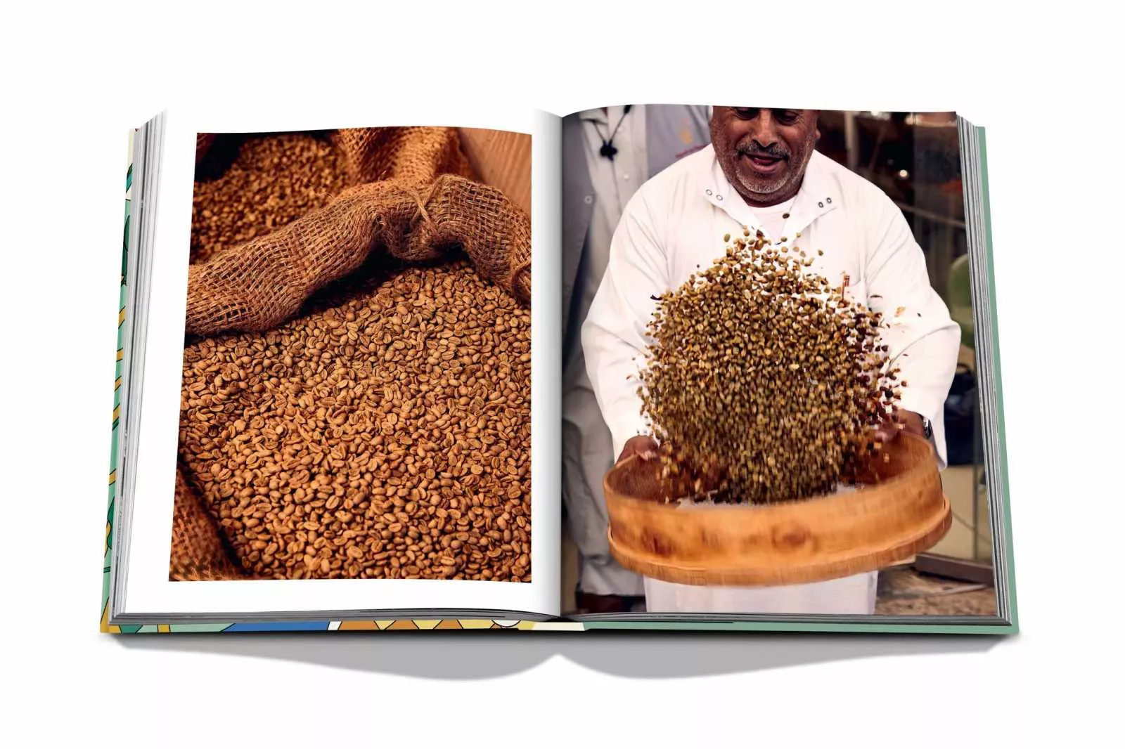 Книга "Saudi Coffee: The Culture of Hospitality" Assouline Classics Collection (9781649801722) - Фото nav 7