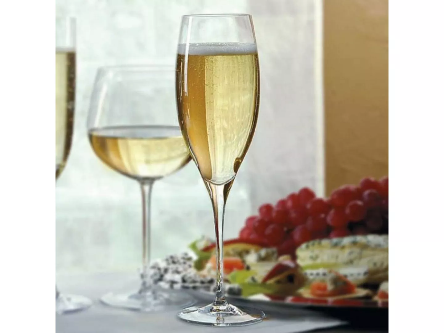 Набір келихів для шампанського 0,33 л 2 шт SOMMELIERS Riedel 265 (2440 / 28-265) - Фото nav 4
