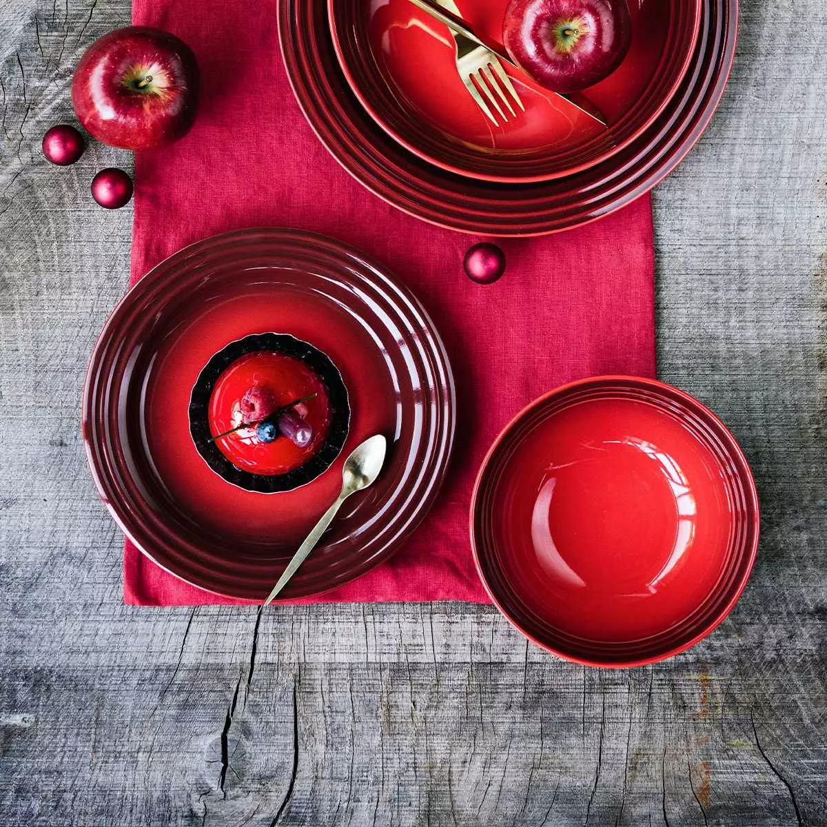 Салатник Le Creuset Branded Cherry Red, діаметр 32 см (91059613060099) - Фото nav 3