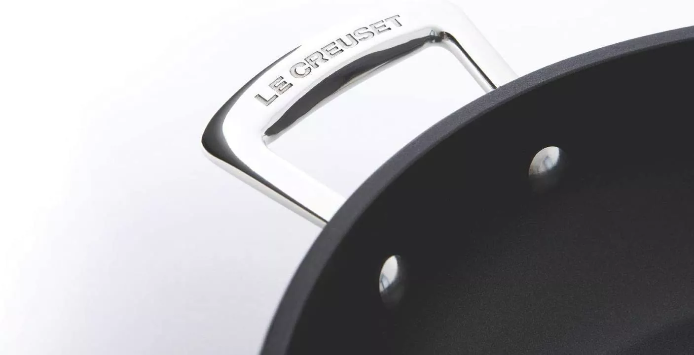 Сковорода глубокая антипригарная Le Creuset Tns & Cast Alu Black, диаметр 26 см (51101260010202) - Фото nav 6